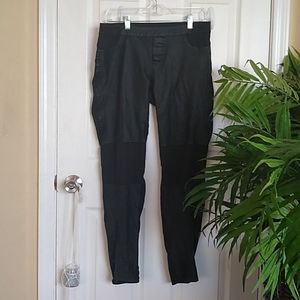 ✨💯✨Calvin Klein Leather Jeans